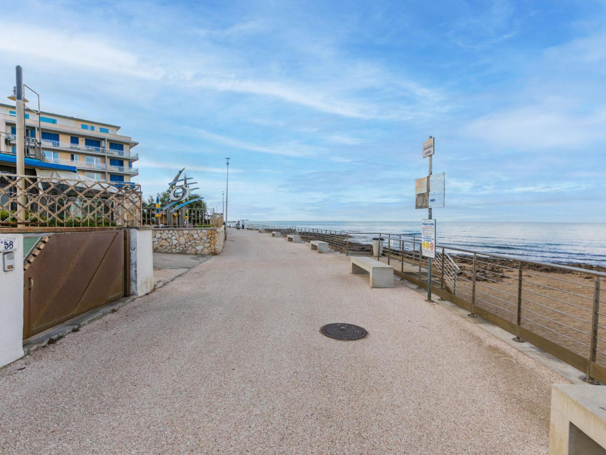 Apartment Casa Al Mare Di Leo By Interhome ロジニャーノ・ソルヴァイ エクステリア 写真